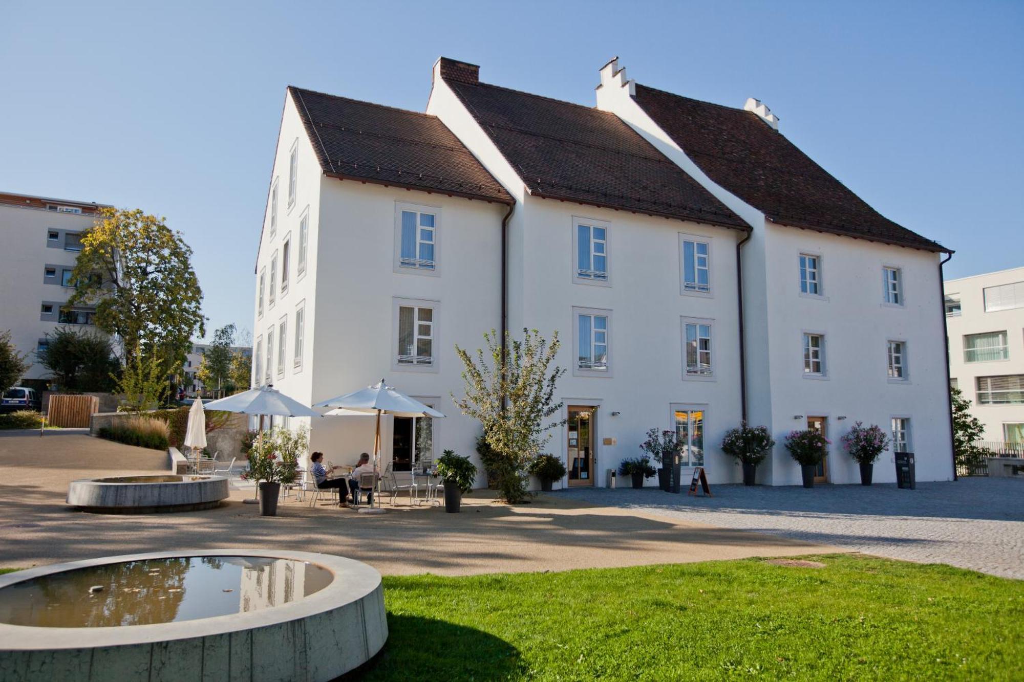Hotel Im Schlosspark Binningen Zewnętrze zdjęcie