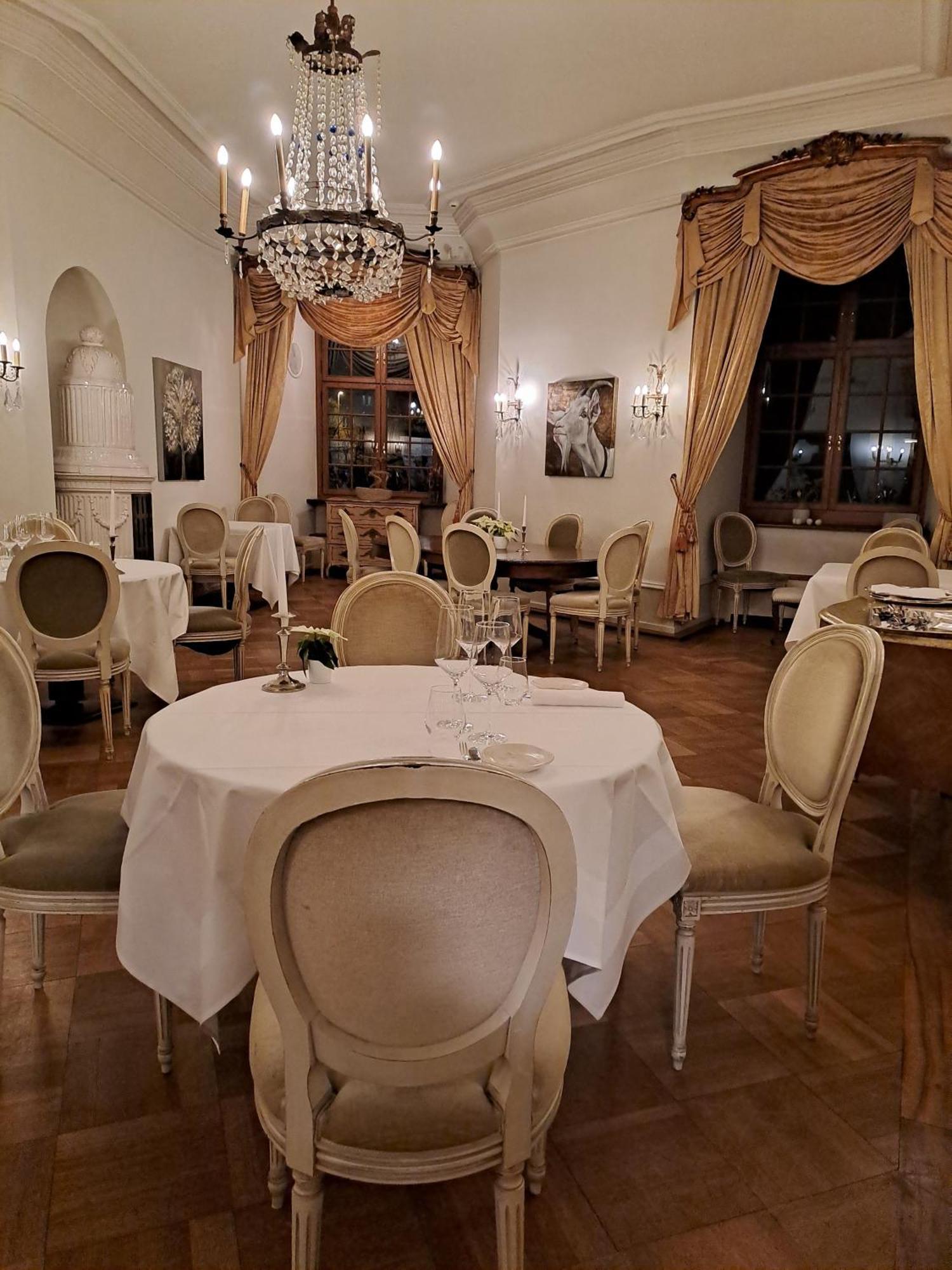 Hotel Im Schlosspark Binningen Zewnętrze zdjęcie
