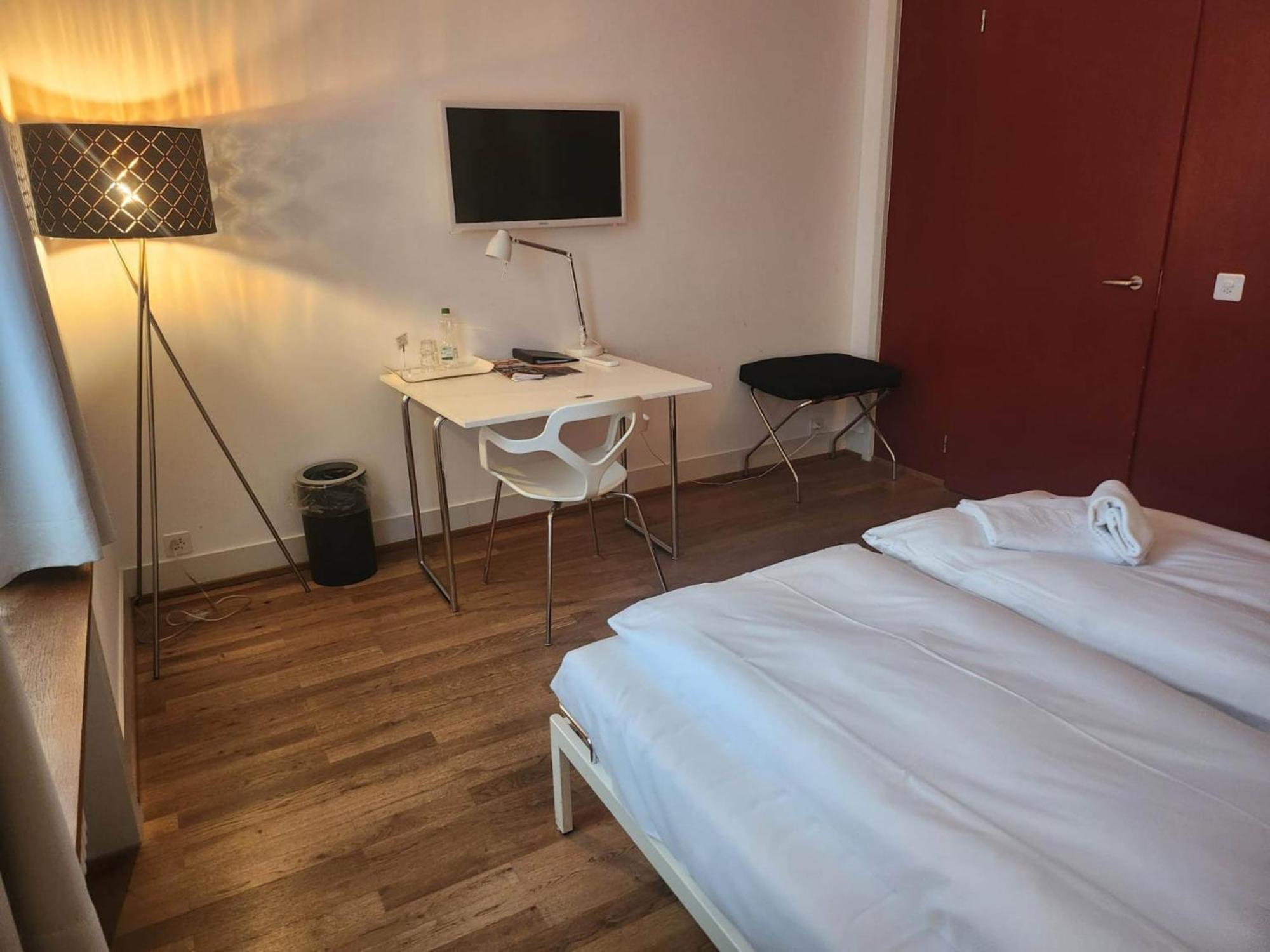 Hotel Im Schlosspark Binningen Zewnętrze zdjęcie