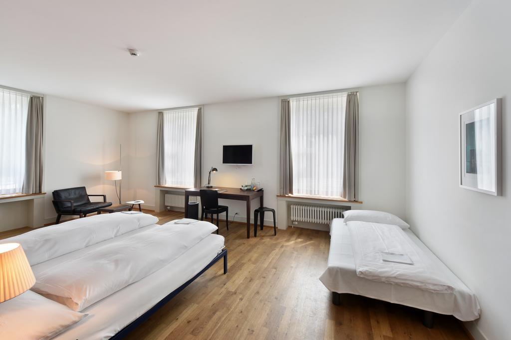 Hotel Im Schlosspark Binningen Zewnętrze zdjęcie